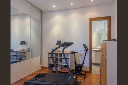 Apartamento à venda com 120m², 4 quartos e 2 vagasQuarto 