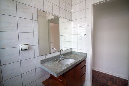 Casa para alugar com 70m², 2 quartos e 1 vagaBanheiro