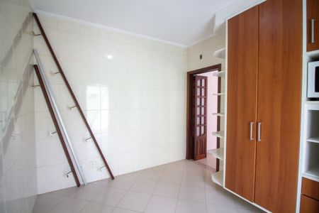 Casa para alugar com 70m², 2 quartos e 1 vagaCopa