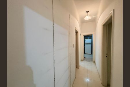 Apartamento para alugar com 150m², 3 quartos e sem vagaCorredor
