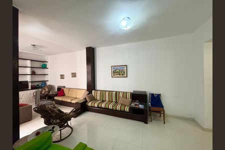 Apartamento para alugar com 150m², 3 quartos e sem vagaSala