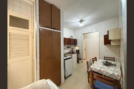Apartamento para alugar com 150m², 3 quartos e sem vagaCozinha