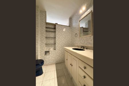 Apartamento para alugar com 150m², 3 quartos e sem vagaBanheiro social