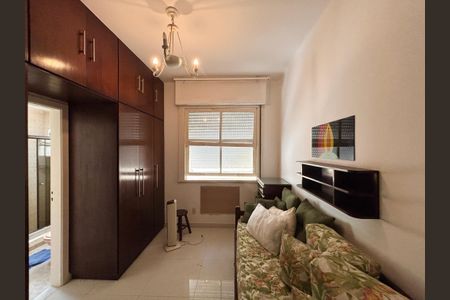 Apartamento para alugar com 150m², 3 quartos e sem vagaSuíte