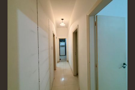 Apartamento para alugar com 150m², 3 quartos e sem vagaCorredor