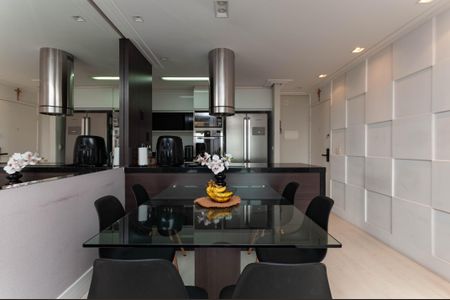 Cozinha Americana de apartamento à venda com 2 quartos, 65m² em Água Branca, São Paulo