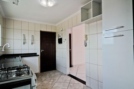Apartamento para alugar com 79m², 2 quartos e 1 vagaCozinha