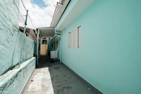 Casa à venda com 100m², 1 quarto e sem vagaÁrea externa