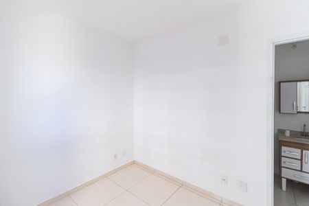 Quarto de apartamento para alugar com 1 quarto, 32m² em Presidente Altino, Osasco