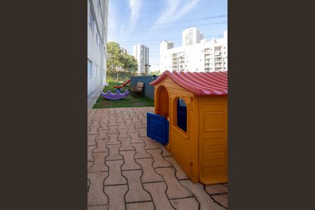 Apartamento para alugar com 36m², 2 quartos e 1 vaga Apartamento para alugar com 36m², 2 quartos e 1 vagaÁrea comum - Playground