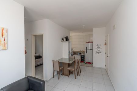 Sala de Estar/Jantar  de apartamento para alugar com 1 quarto, 52m² em Jardim Nova Hortolandia, Hortolândia