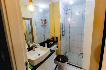 Banheiro de apartamento à venda com 2 quartos, 50m² em Vila Andrade, São Paulo