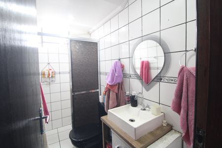Banheiro de apartamento à venda com 2 quartos, 44m² em Jardim Aparecida, São Paulo