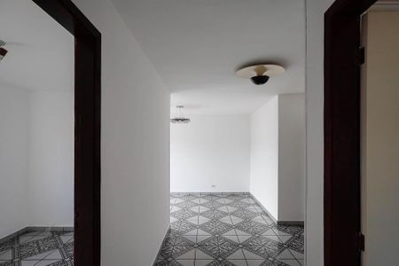 Apartamento à venda com 56m², 2 quartos e 1 vaga Apartamento à venda com 56m², 2 quartos e 1 vagaBanheiro