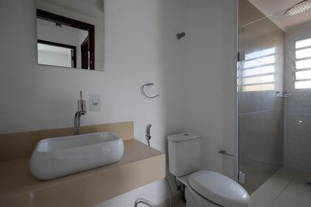Apartamento à venda com 56m², 2 quartos e 1 vaga Apartamento à venda com 56m², 2 quartos e 1 vagaBanheiro