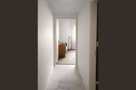 Corredor de casa à venda com 3 quartos, 147m² em Cambuci, São Paulo