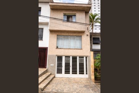Fachada de casa à venda com 3 quartos, 147m² em Cambuci, São Paulo