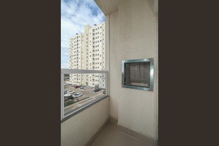 Varanda da Sala de apartamento para alugar com 2 quartos, 45m² em Humaitá, Porto Alegre