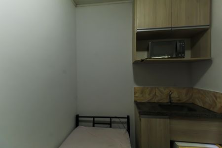 Cozinha de kitnet/studio para alugar com 1 quarto, 17m² em Mooca, São Paulo