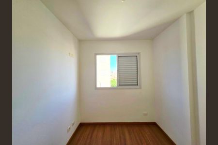 Apartamento à venda com 68m², 3 quartos e 1 vagaQuarto 03