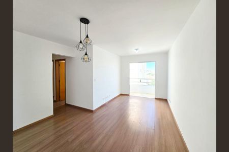 Apartamento à venda com 68m², 3 quartos e 1 vagaSala 