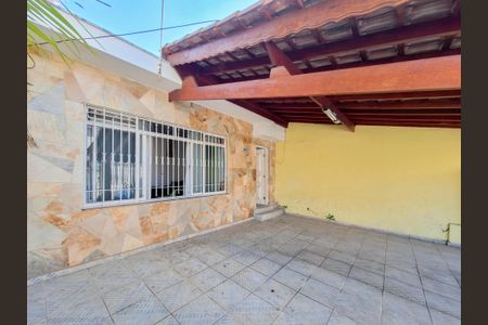 Casa à venda com 91m², 3 quartos e 2 vagasGaragem