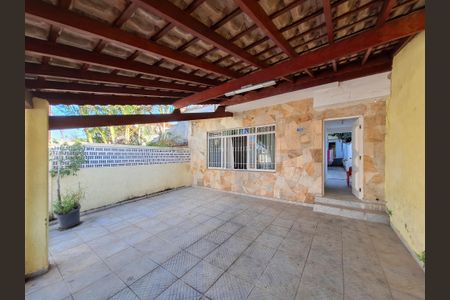 Casa à venda com 91m², 3 quartos e 2 vagasGaragem