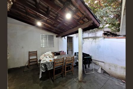 Casa à venda com 91m², 3 quartos e 2 vagasChurrasqueira