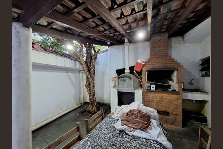 Casa à venda com 91m², 3 quartos e 2 vagasChurrasqueira