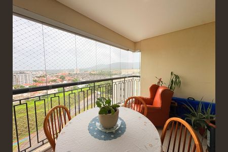 Sacada de apartamento à venda com 3 quartos, 119m² em Jardim Ermida I, Jundiaí