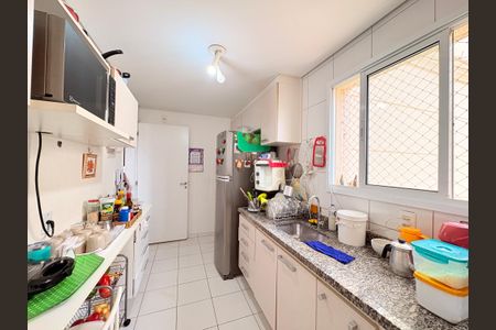 Apartamento à venda com 119m², 3 quartos e 2 vagasCozinha