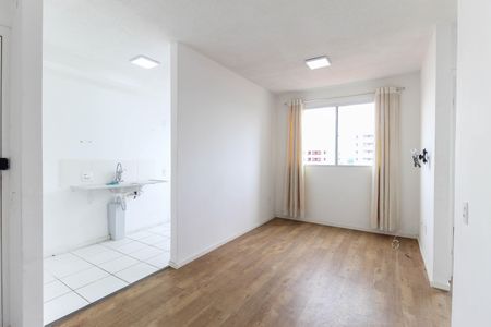 Sala de apartamento para alugar com 2 quartos, 40m² em Jardim Helian, São Paulo