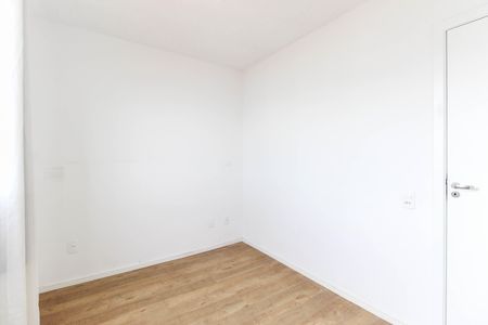 Quarto 1 de apartamento para alugar com 2 quartos, 40m² em Jardim Helian, São Paulo