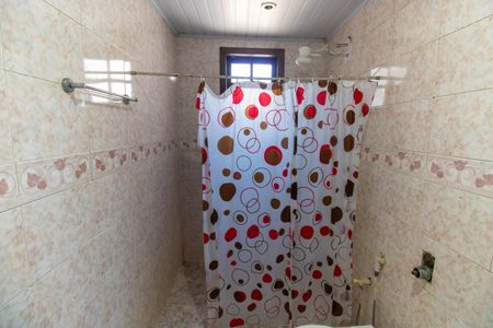 Casa à venda com 120m², 3 quartos e 1 vagaBanheiro