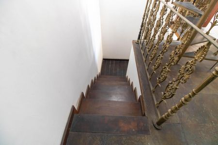 Casa à venda com 120m², 3 quartos e 1 vagaEscada 