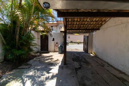 Casa à venda com 120m², 3 quartos e 1 vaga Casa à venda com 120m², 3 quartos e 1 vagaÁrea externa