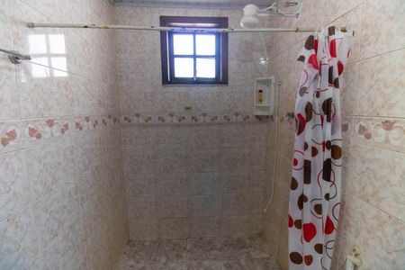 Casa à venda com 120m², 3 quartos e 1 vagaBanheiro