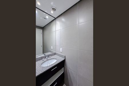 Banheiro de kitnet/studio para alugar com 1 quarto, 22m² em Vila Mariana, São Paulo