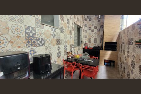 Casa à venda com 90m², 2 quartos e 2 vagas Casa à venda com 90m², 2 quartos e 2 vagasÁrea gourmet