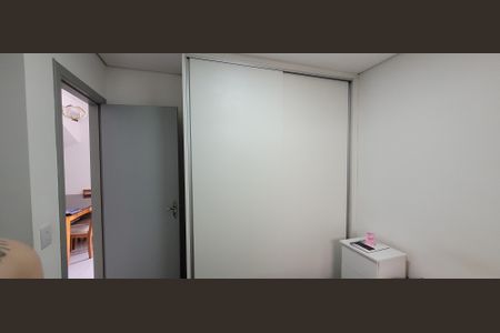 Casa à venda com 90m², 2 quartos e 2 vagas Casa à venda com 90m², 2 quartos e 2 vagasquarto 1 - armário