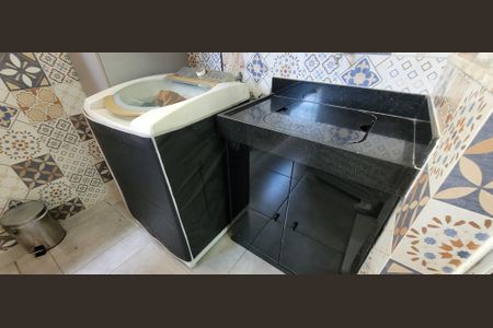 Casa à venda com 90m², 2 quartos e 2 vagas Casa à venda com 90m², 2 quartos e 2 vagasÁrea de Serviço