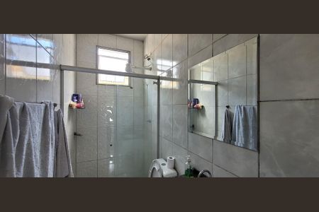 Casa à venda com 90m², 2 quartos e 2 vagas Casa à venda com 90m², 2 quartos e 2 vagasbanheiro andar superior