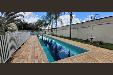 Casa à venda com 90m², 2 quartos e 2 vagas Casa à venda com 90m², 2 quartos e 2 vagasÁrea comum - Piscina