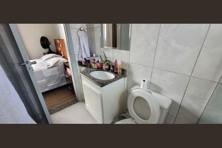 Casa à venda com 90m², 2 quartos e 2 vagas Casa à venda com 90m², 2 quartos e 2 vagasbanheiro suite