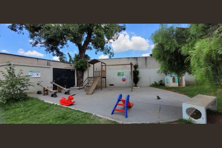 Casa à venda com 90m², 2 quartos e 2 vagas Casa à venda com 90m², 2 quartos e 2 vagasÁrea comum - Playground