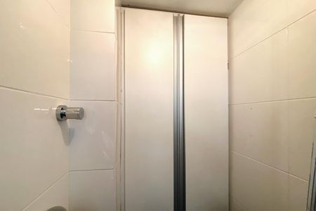 Apartamento à venda com 146m², 3 quartos e 2 vagas Apartamento à venda com 146m², 3 quartos e 2 vagasBanheiro de serviço