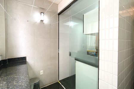 Apartamento à venda com 146m², 3 quartos e 2 vagas Apartamento à venda com 146m², 3 quartos e 2 vagasÁrea de Serviço