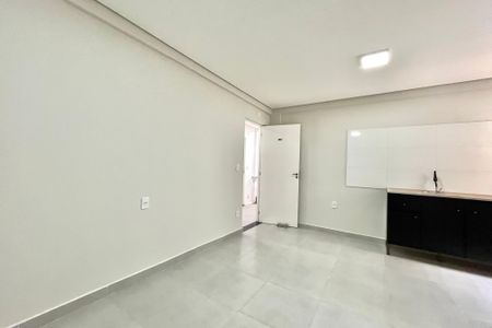 Sala/Quarto de kitnet/studio para alugar com 1 quarto, 22m² em Jabaquara, São Paulo