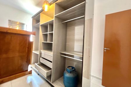 Casa à venda com 300m², 5 quartos e 2 vagasQuarto 4