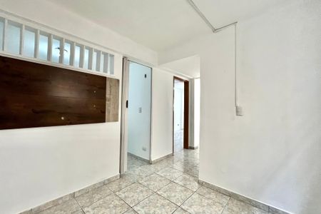 Sala 1 de casa à venda com 5 quartos, 300m² em Jardim Oriental, São Paulo